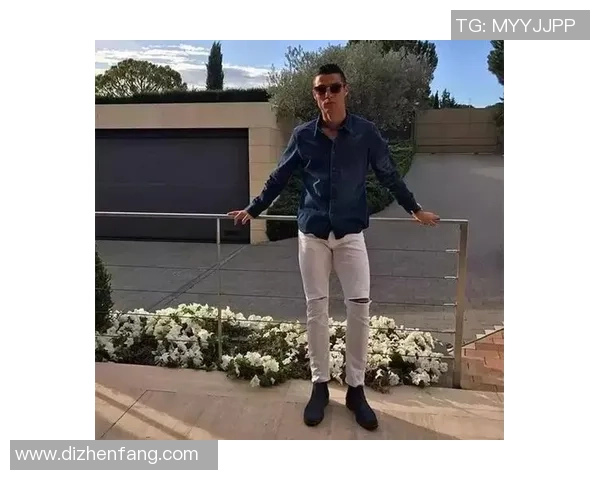 足球球星私下穿搭揭秘 普通衣服中的时尚魅力与个人风格